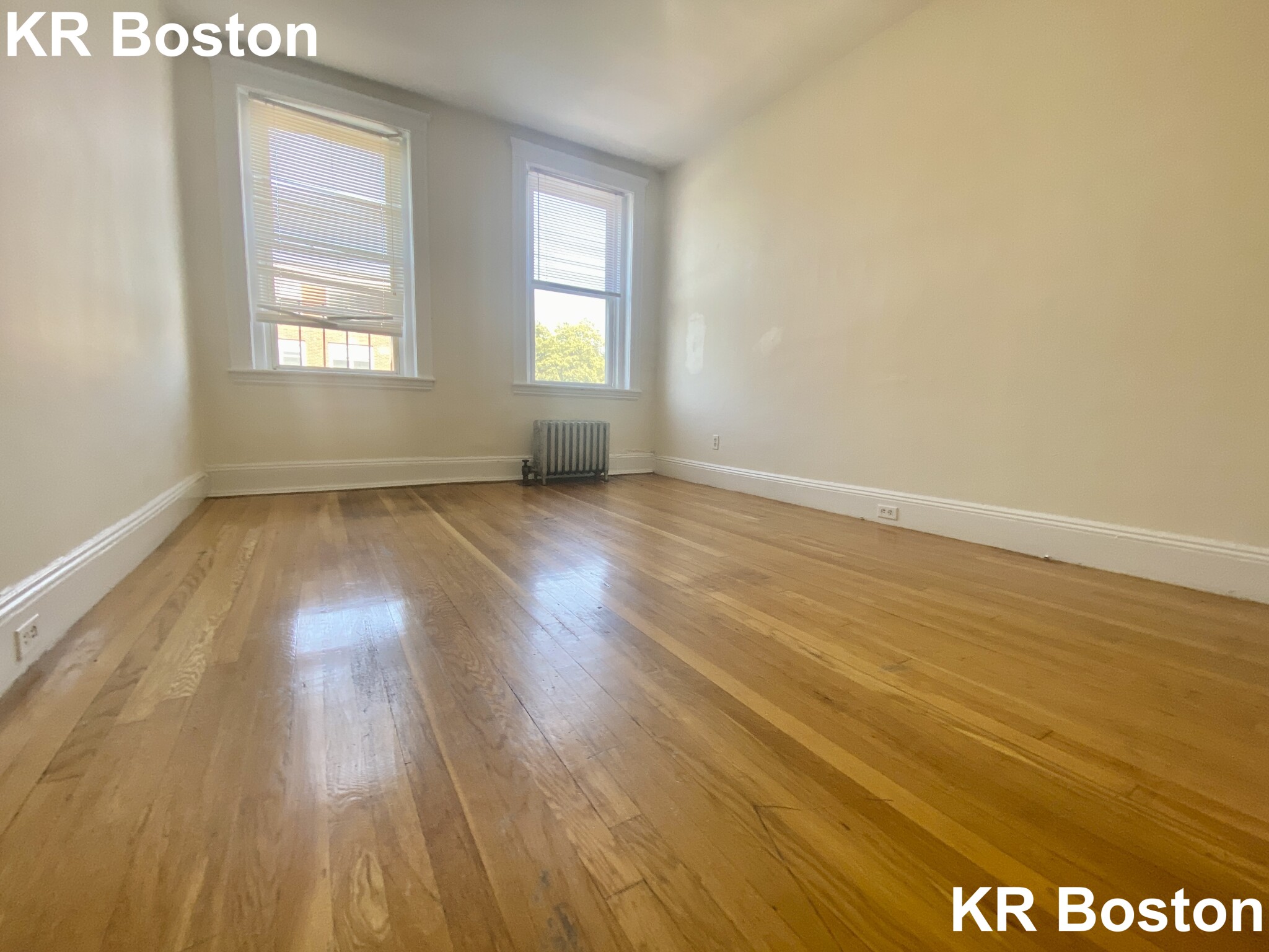 131 Washington St, Brighton