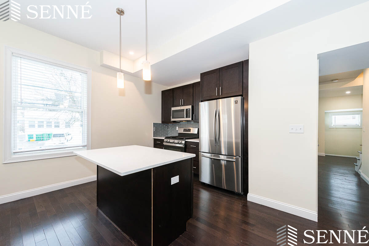 10 Marion St, Medford