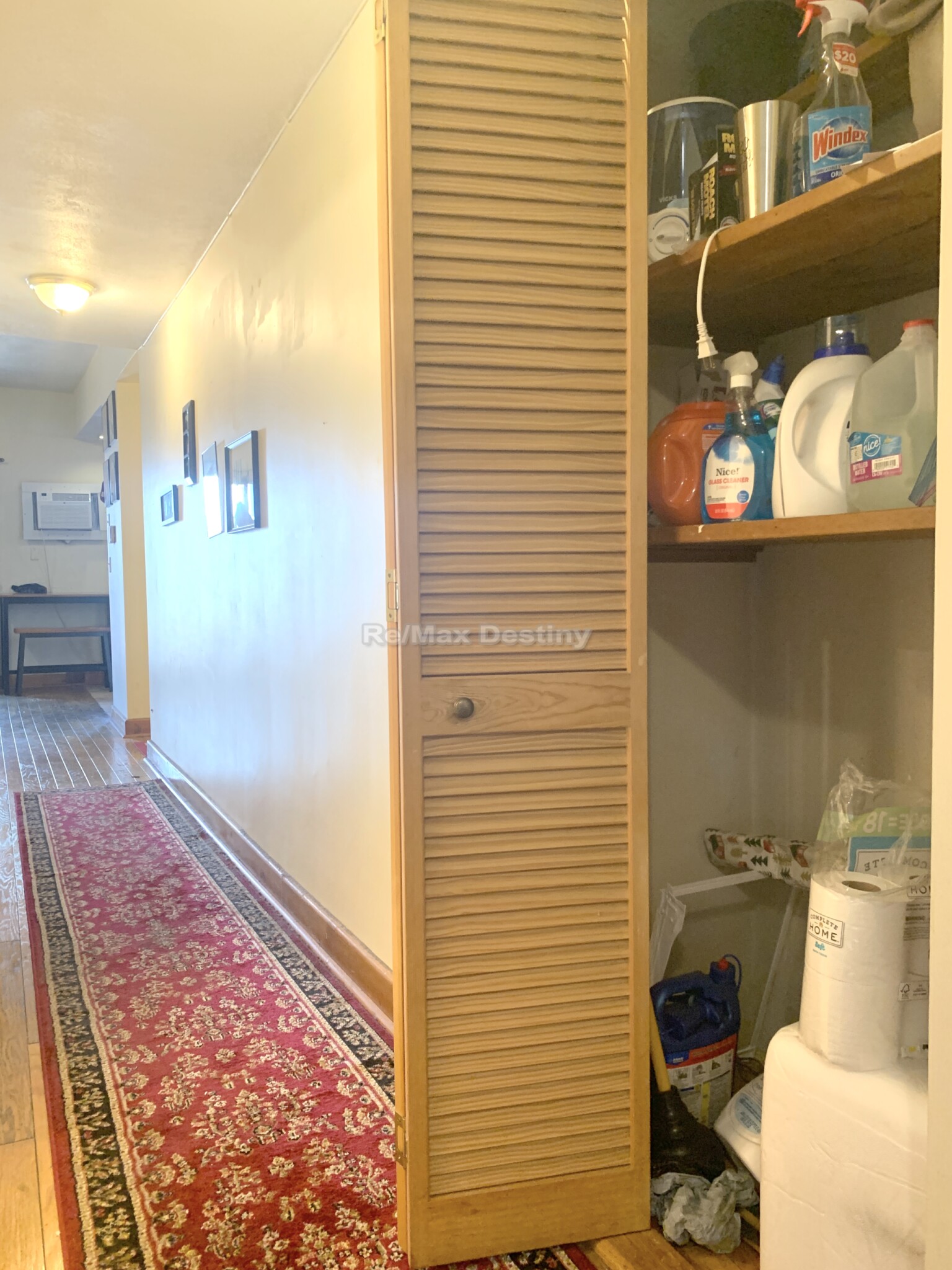 72 Chelsea St, East Boston