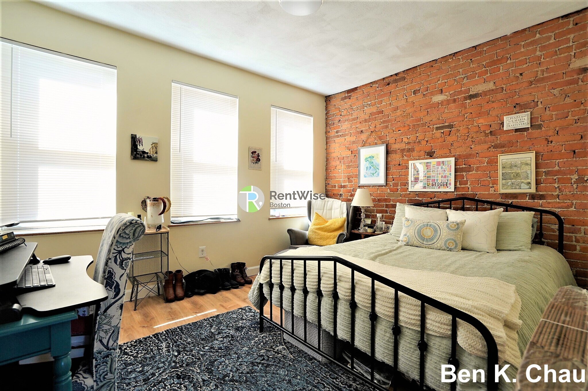 14 Lorraine Ter, Allston