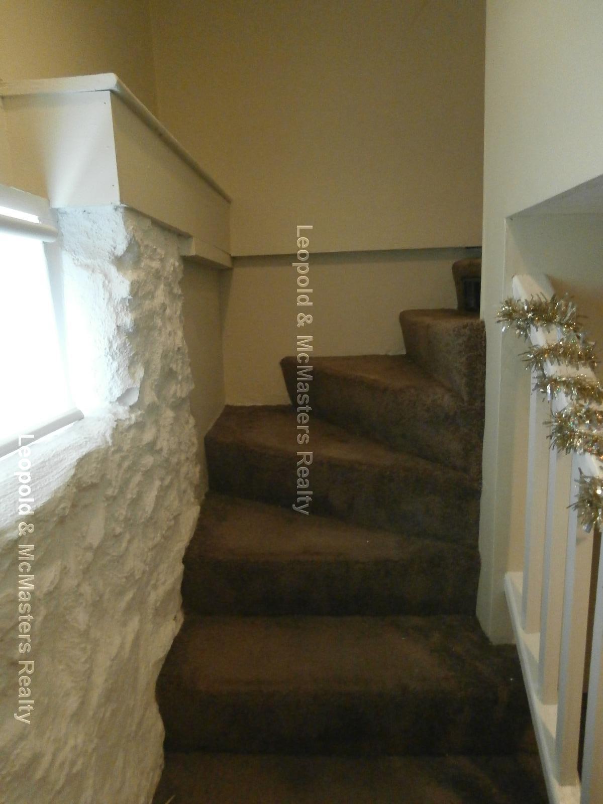 19 Braemore Rd, Brighton