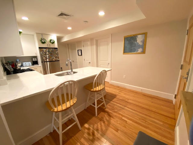 12 Harvard Ter, Allston