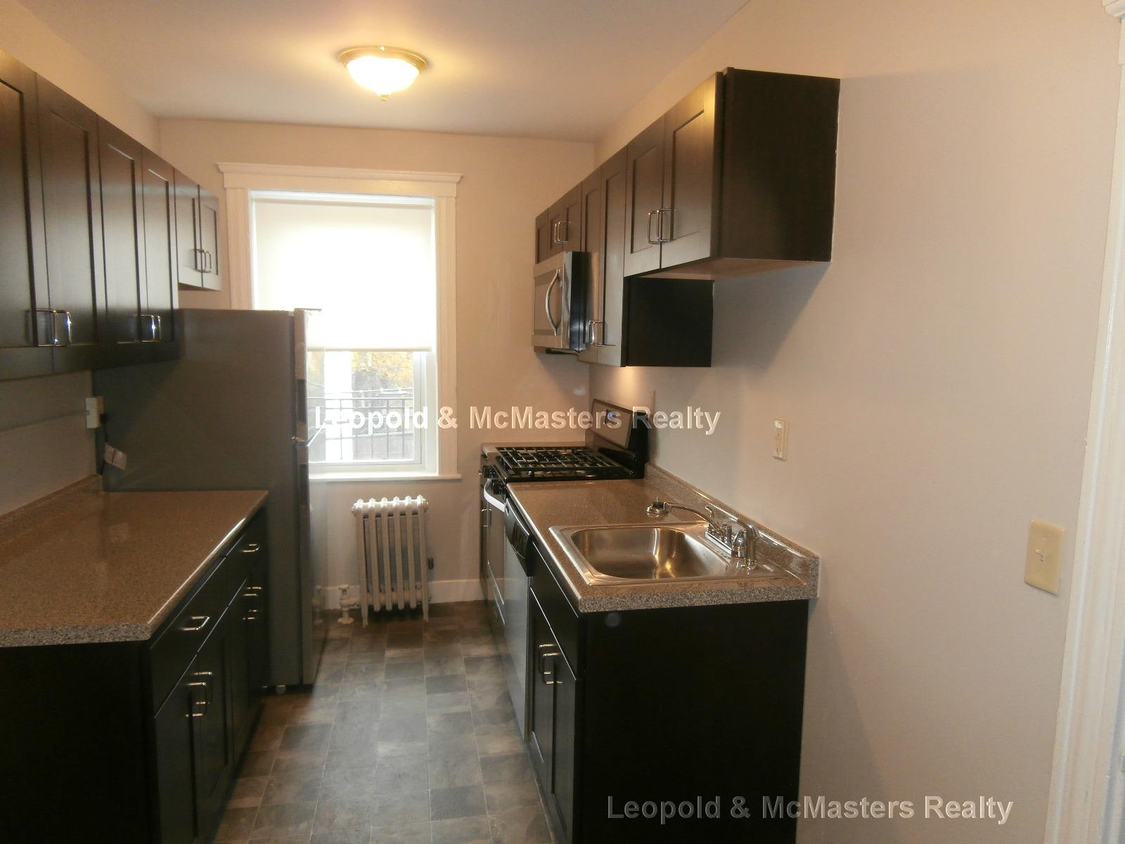 55 Linden St, Allston