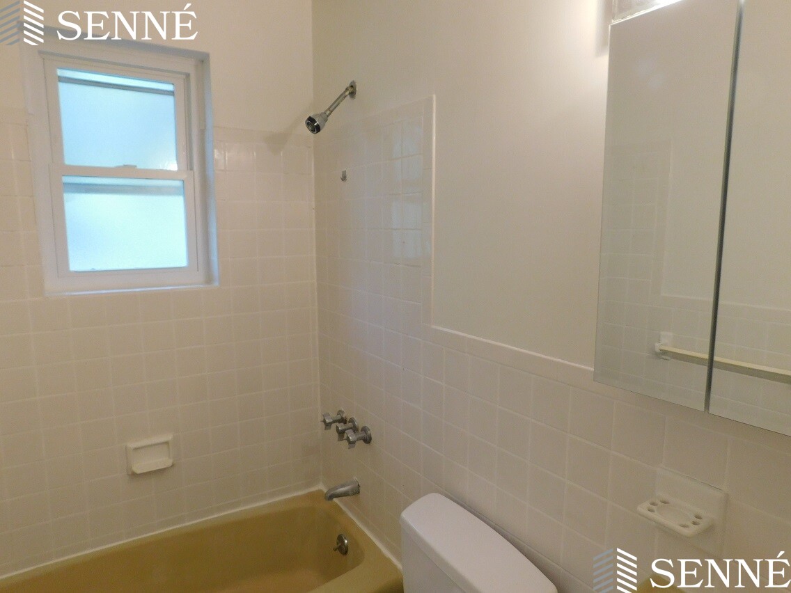 11 Cogswell Ave, North Cambridge