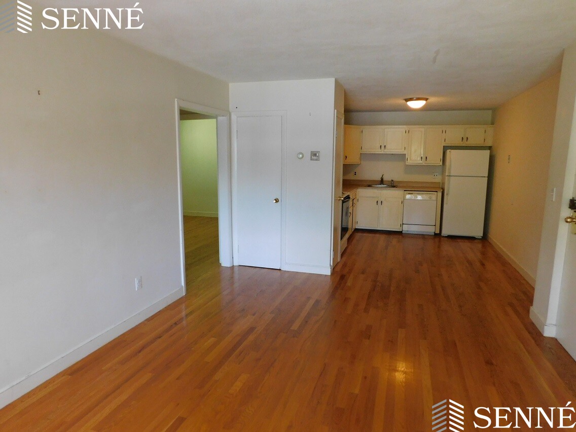 11 Cogswell Ave, North Cambridge