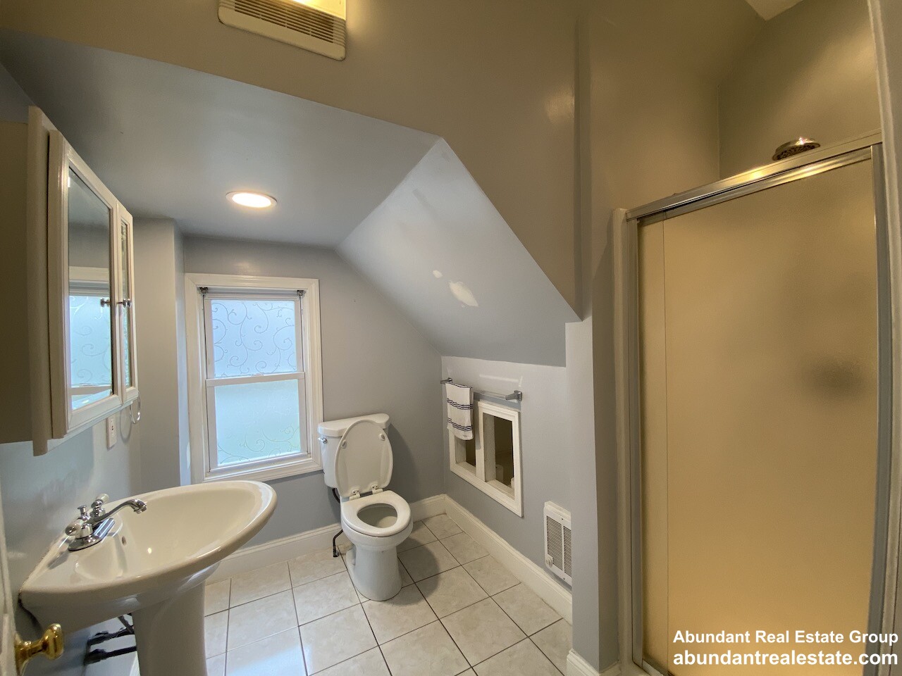 16 Gould Ave, Malden