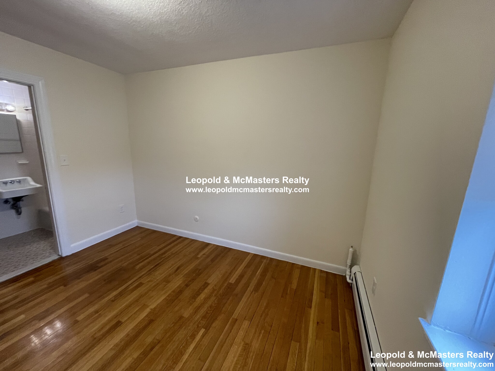 172 North Beacon St, Brighton