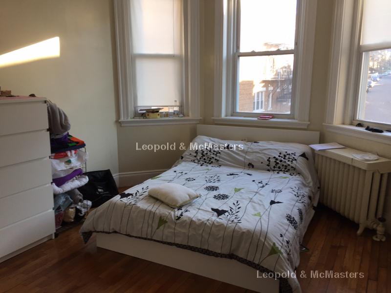 228 Kelton St, Allston