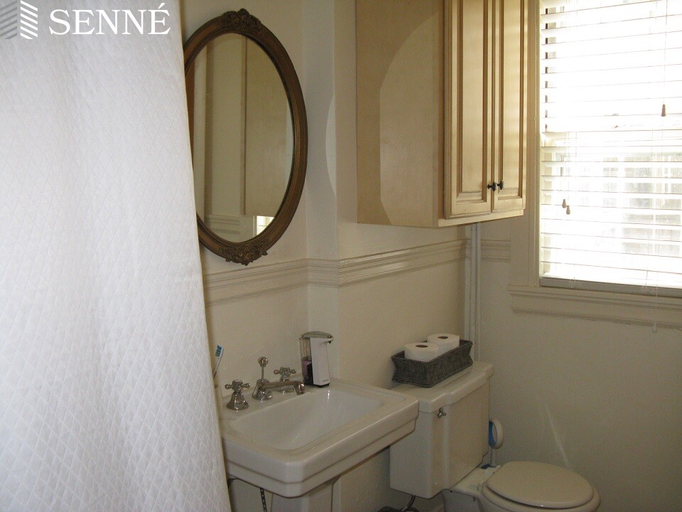 4 Avon St, Harvard Square