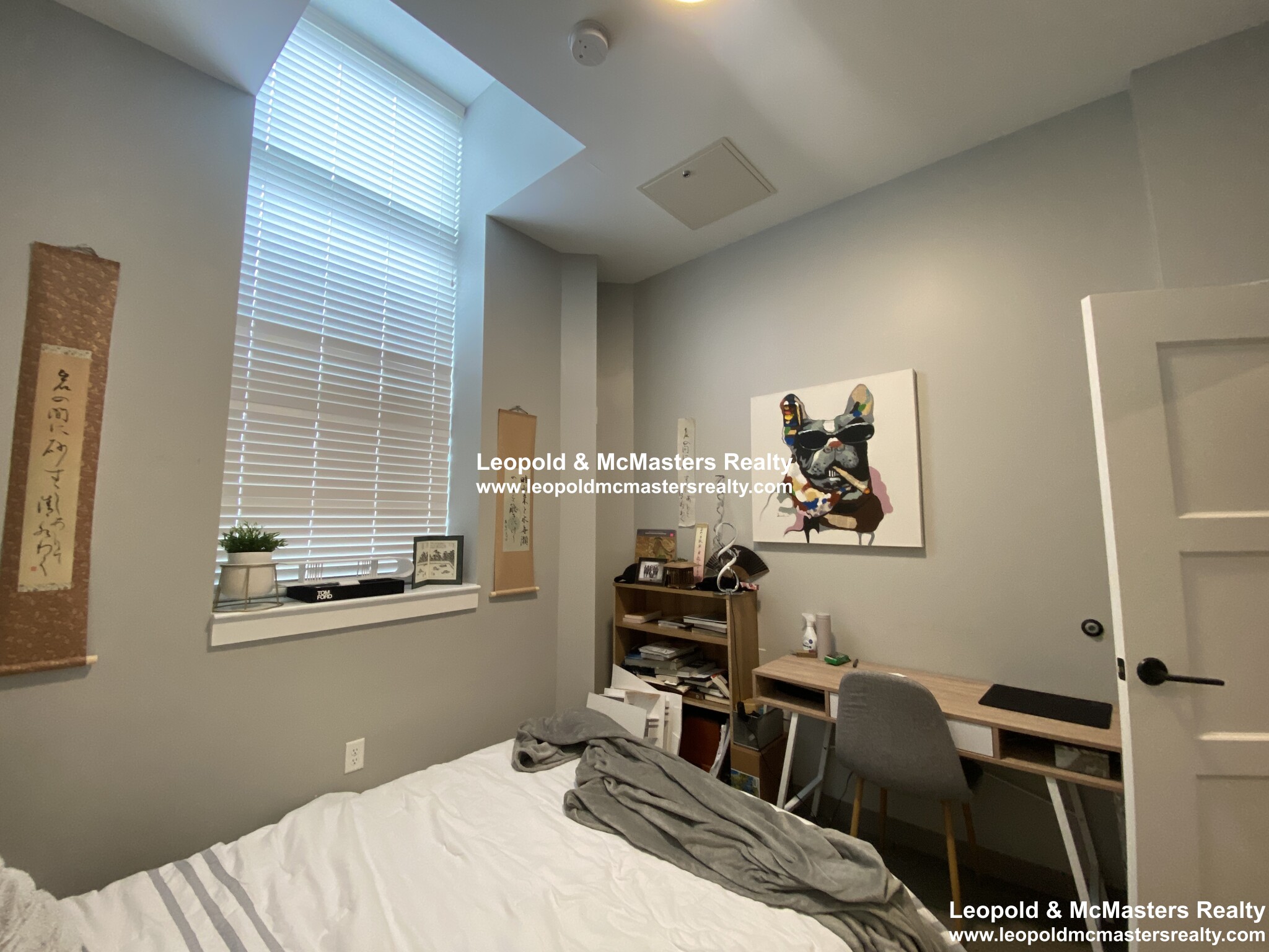 100 Hemenway St, Fenway