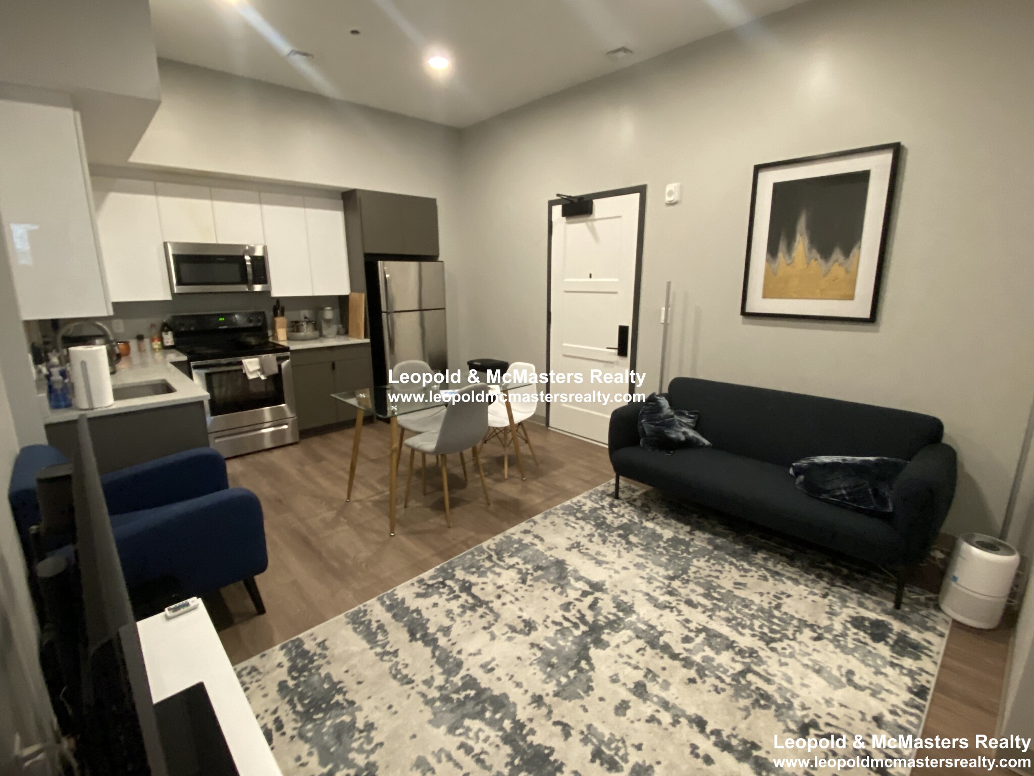 100 Hemenway St, Fenway