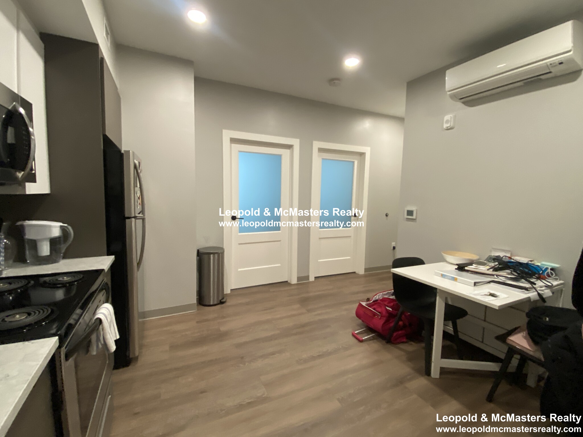 100 Hemenway St, Fenway