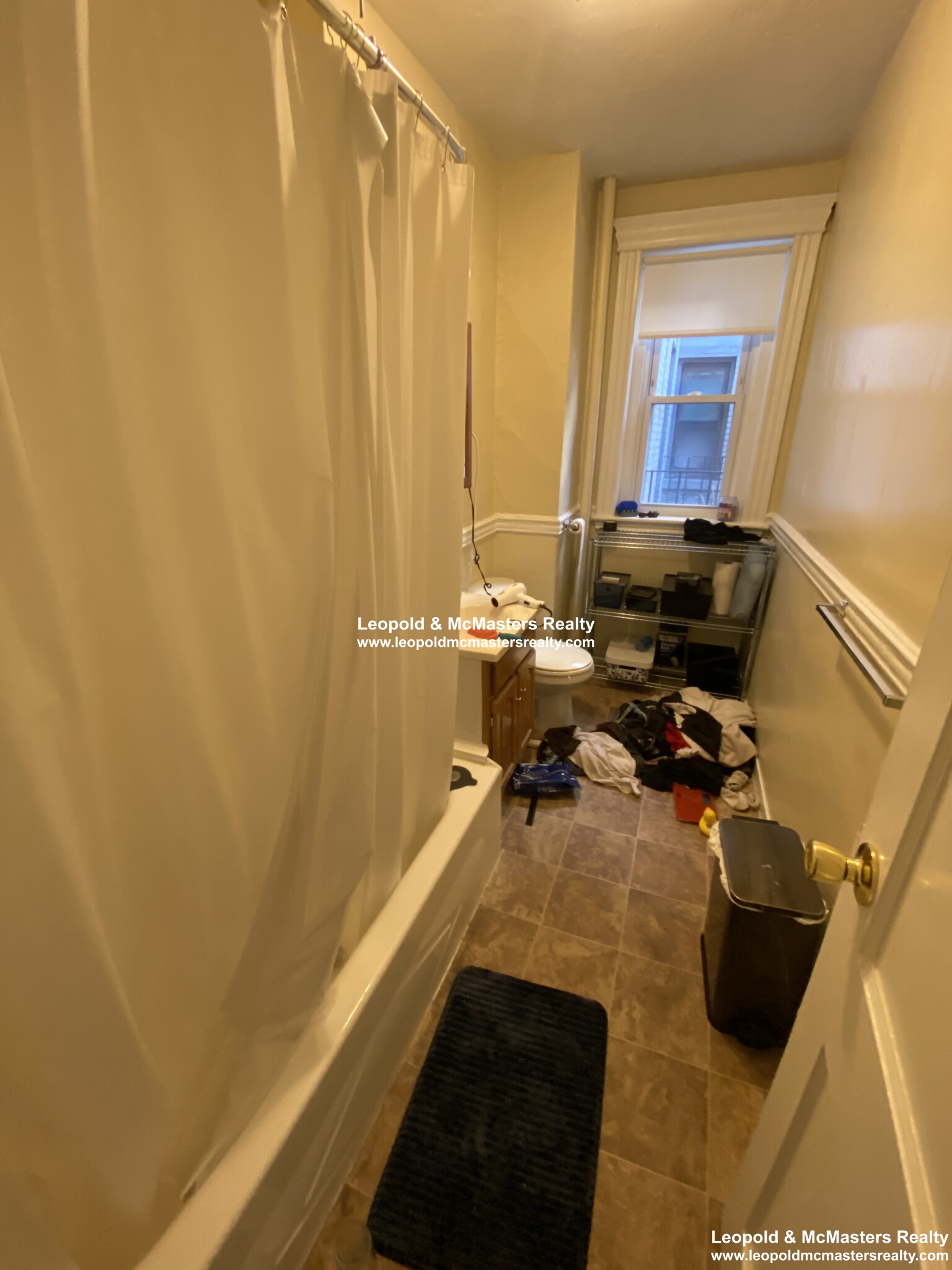 368 Riverway, Mission Hill