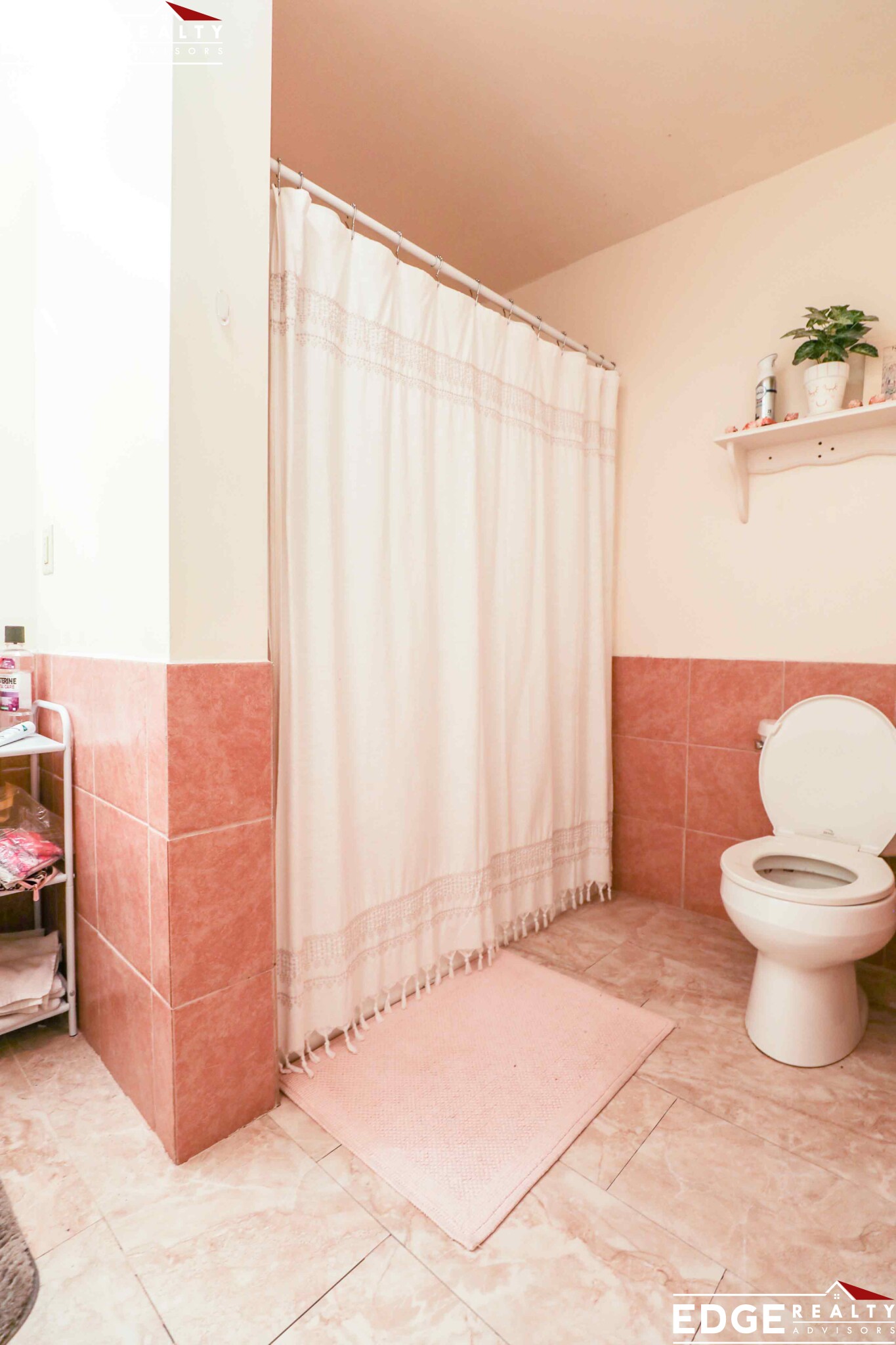 36 Raymond St, Allston