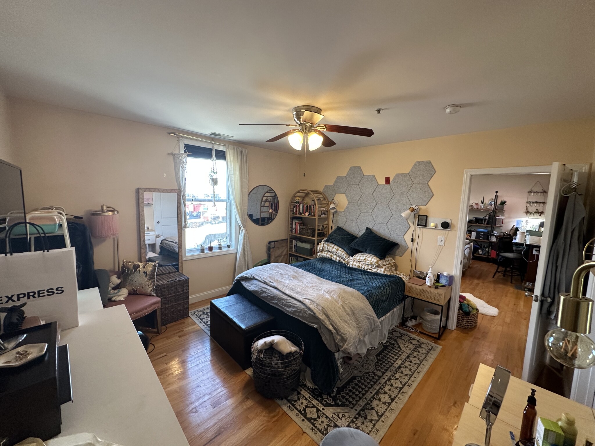 100 Fellsway, East Somerville