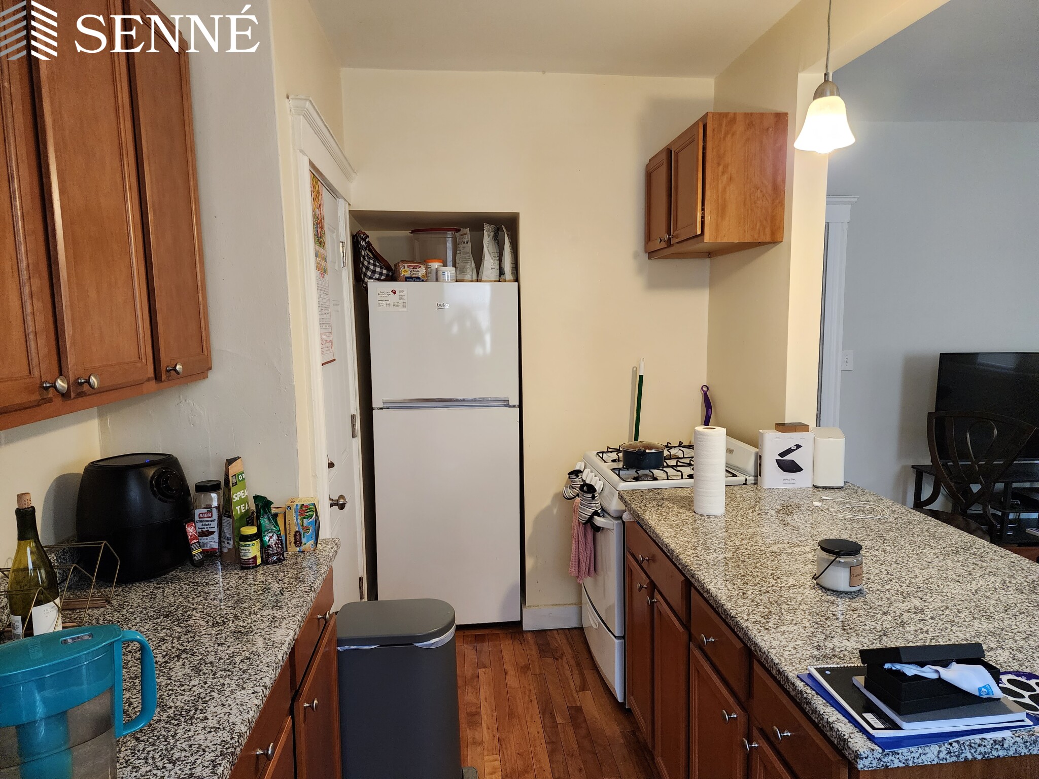 473 Broadway, Magoun Square