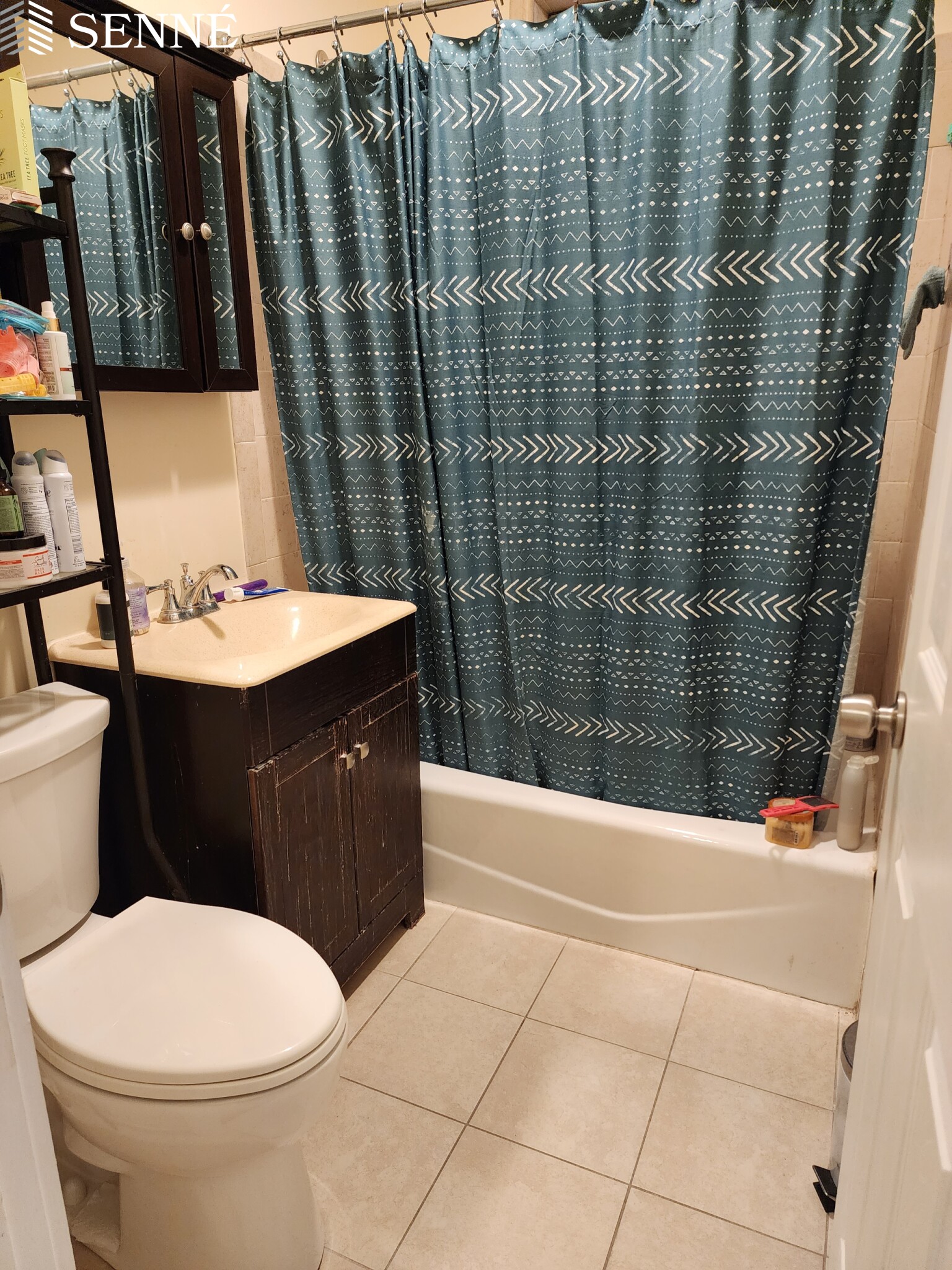 473 Broadway, Magoun Square