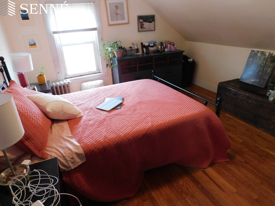 28 Cherry St, Porter Square