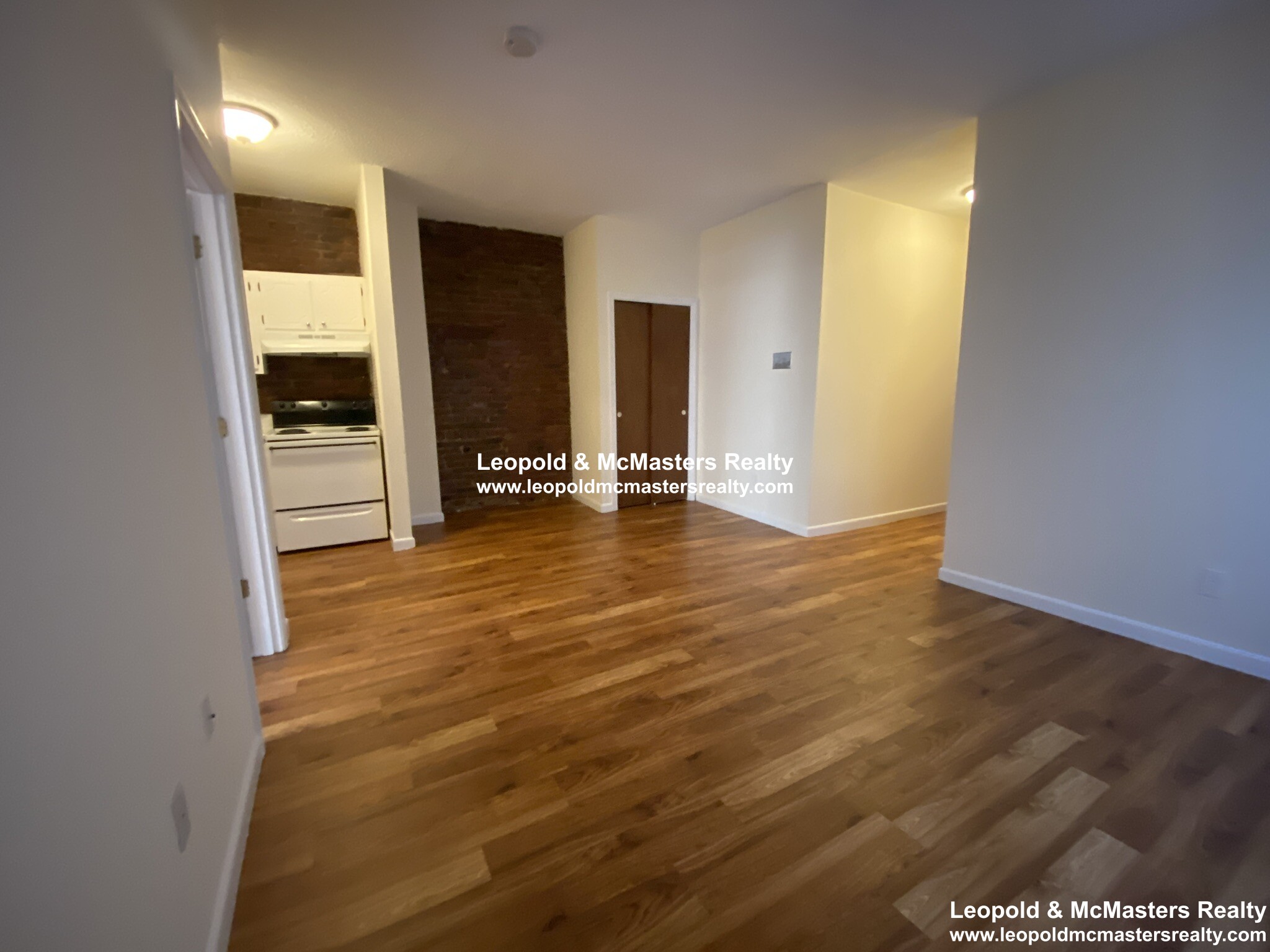 58 Huntington Ave, Jamaica Plain