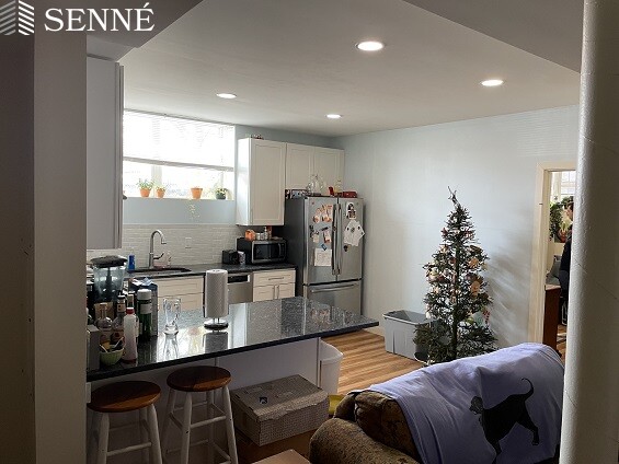 38 Day St, Davis Square