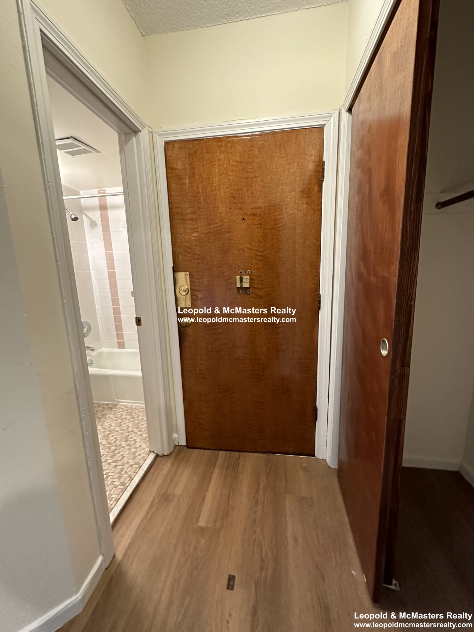 54 Huntington Ave, Jamaica Plain