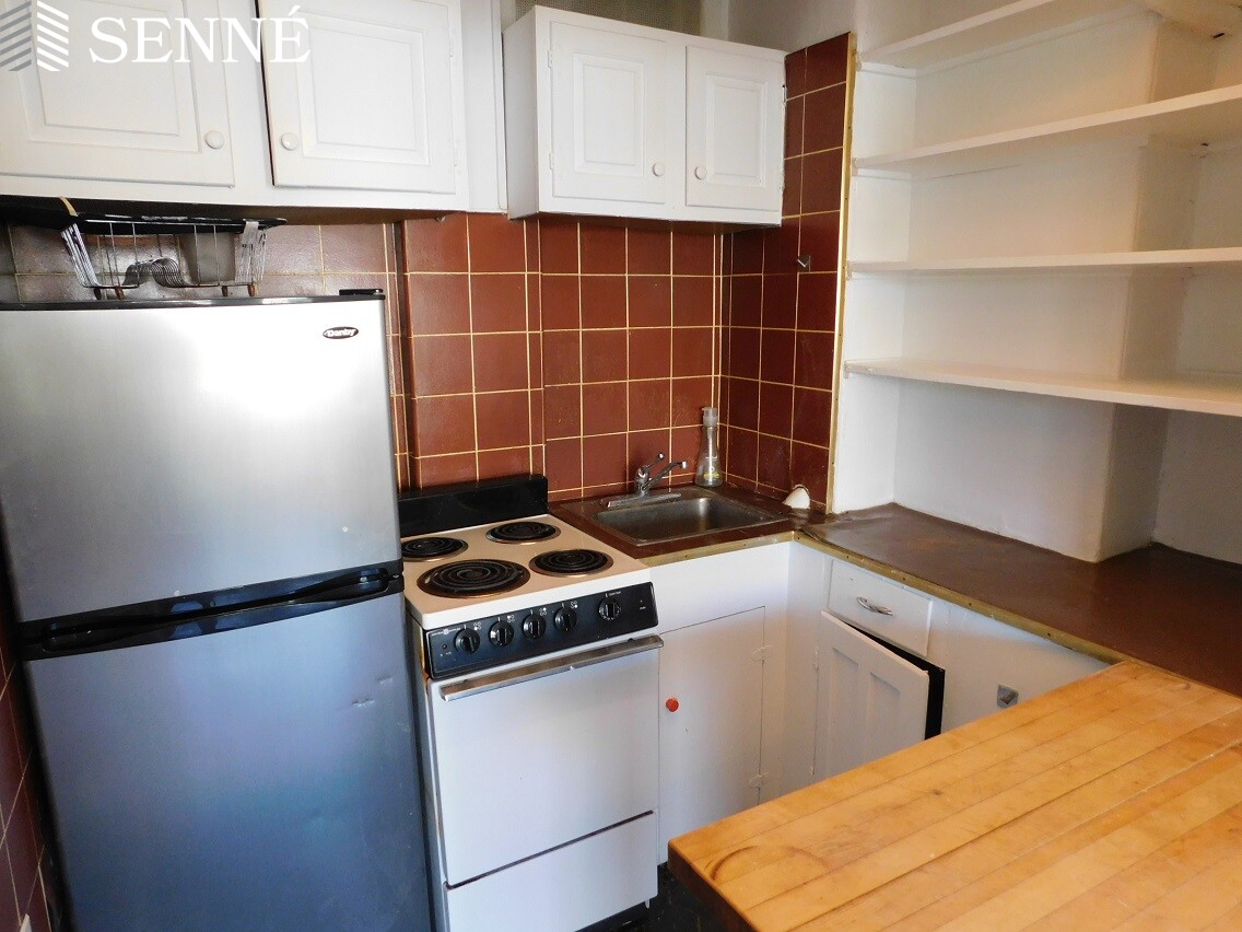 1134 Massachusetts Ave, Harvard Square