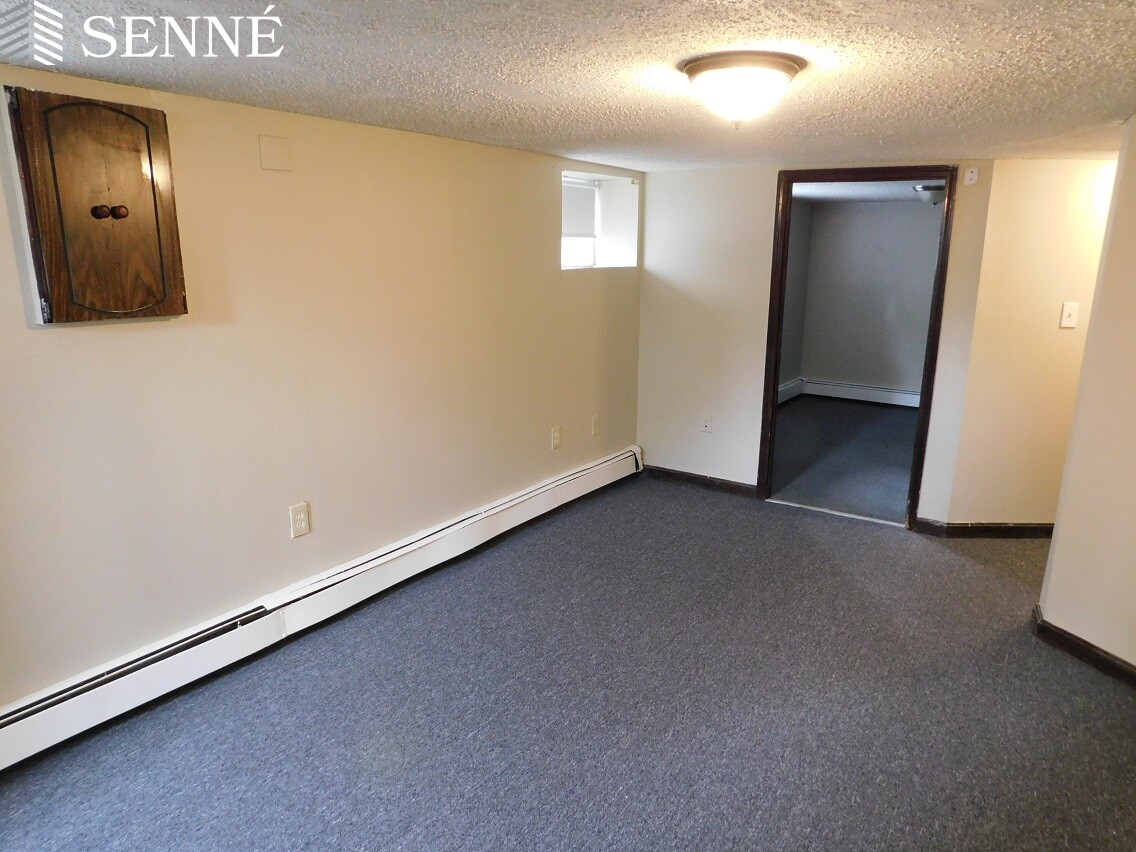 31 Seattle St, Lower Allston