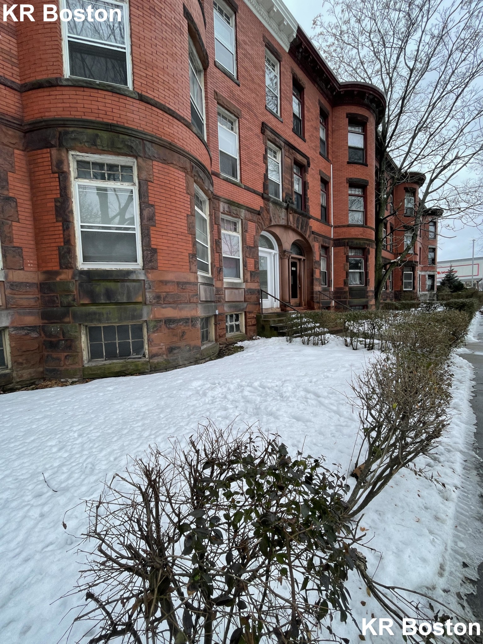 1907 Beacon St, Chestnut Hill