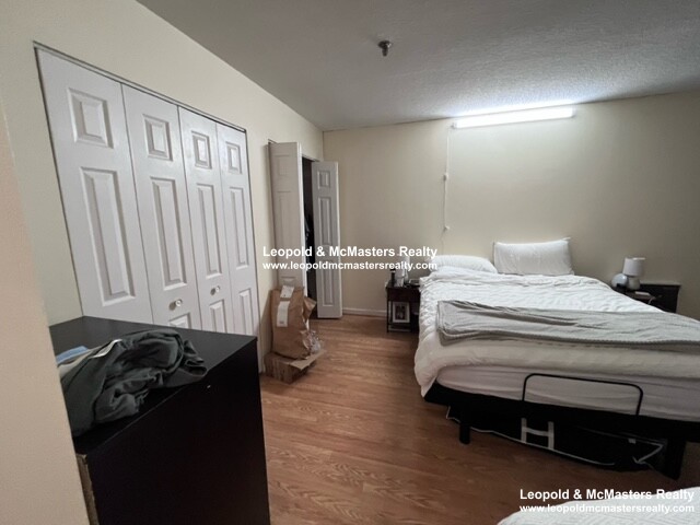 147 Kelton St, Allston