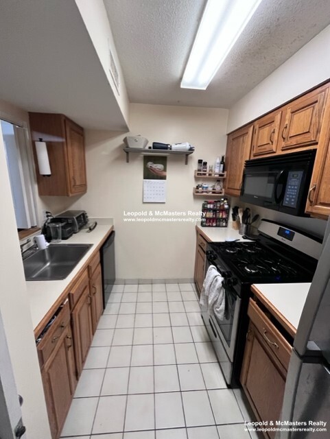 147 Kelton St, Allston