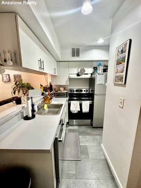 21 Cleveland Pl, North End