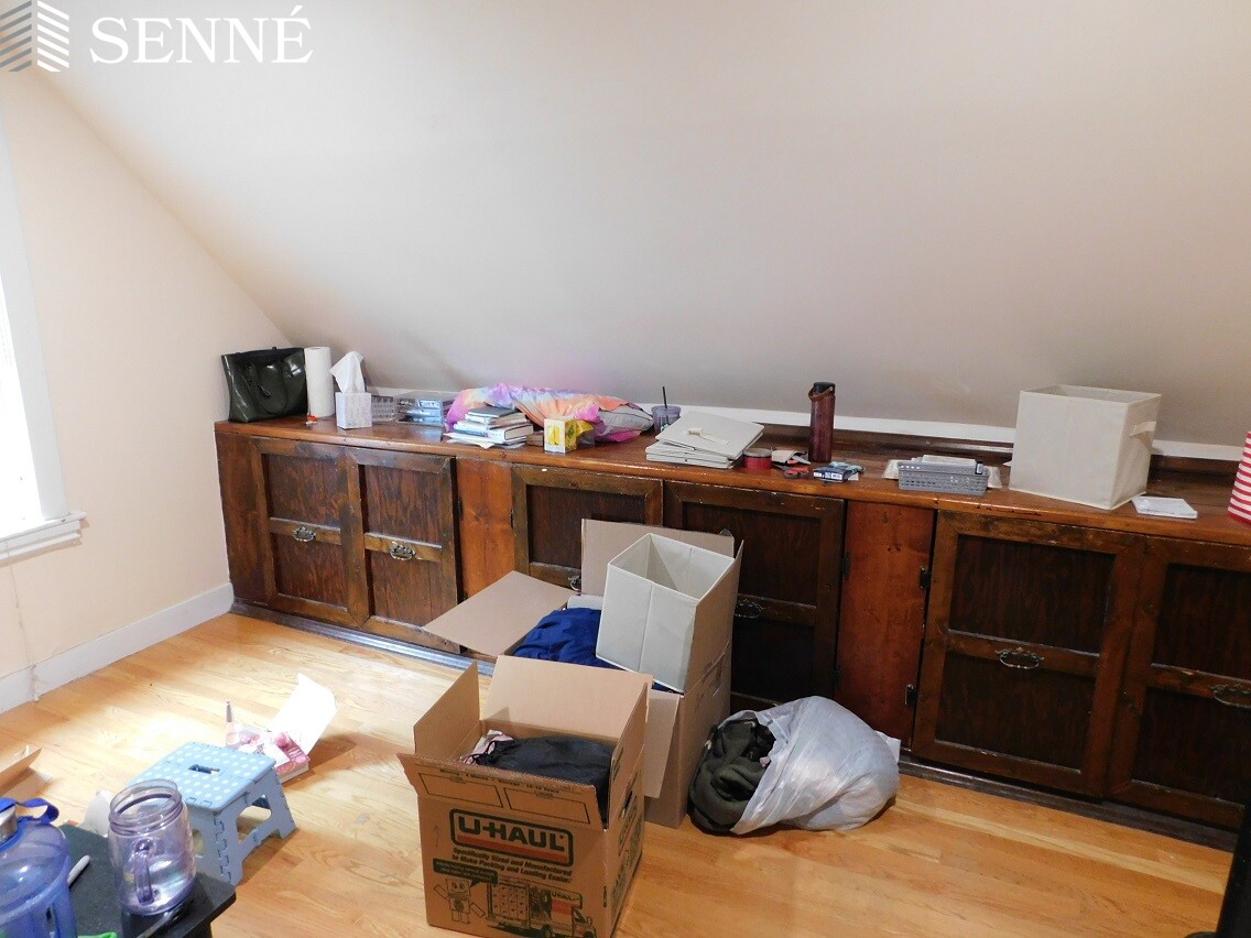 51 Porter Rd, Porter Square