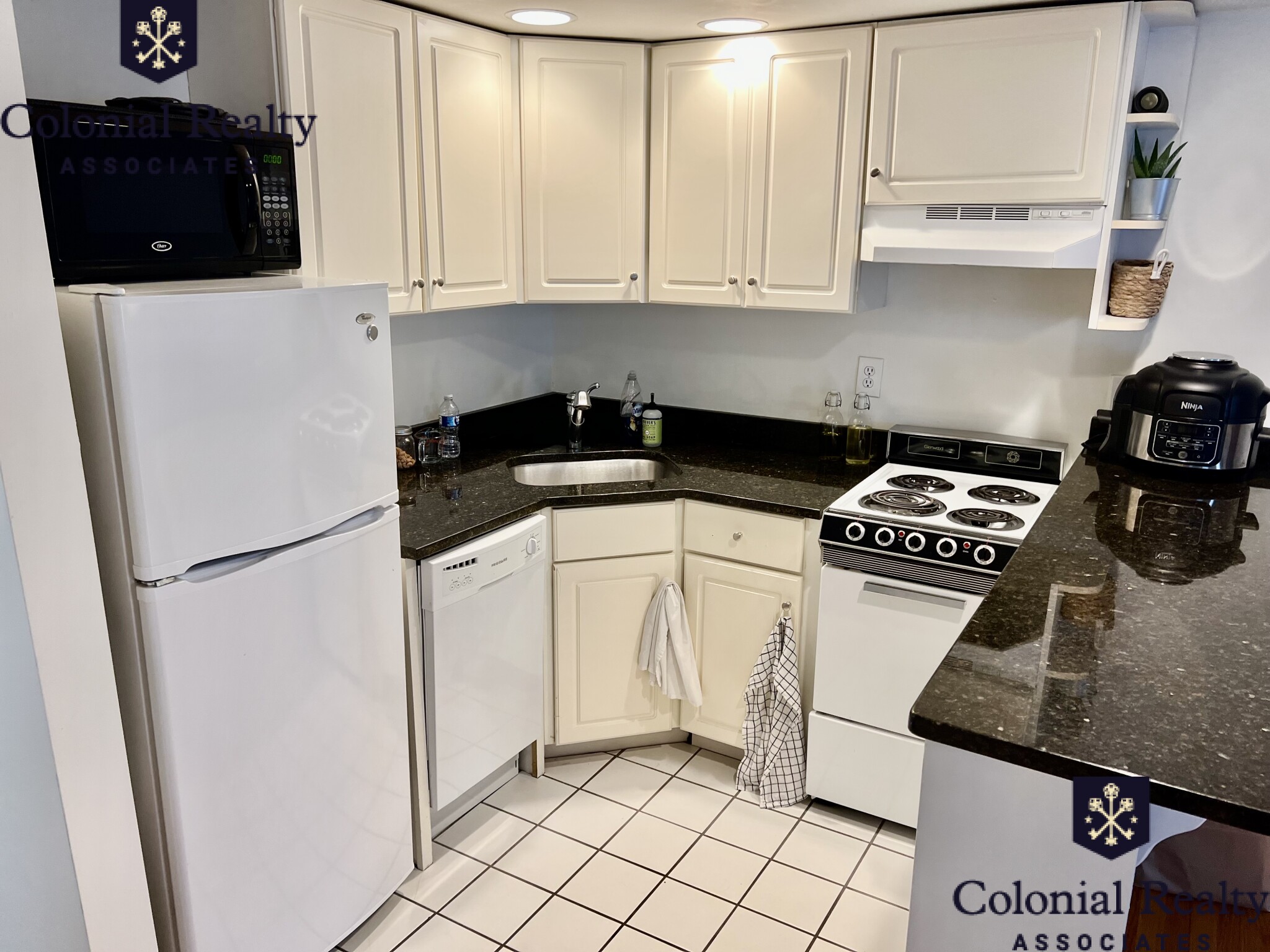 176 Commonwealth Ave, Back Bay