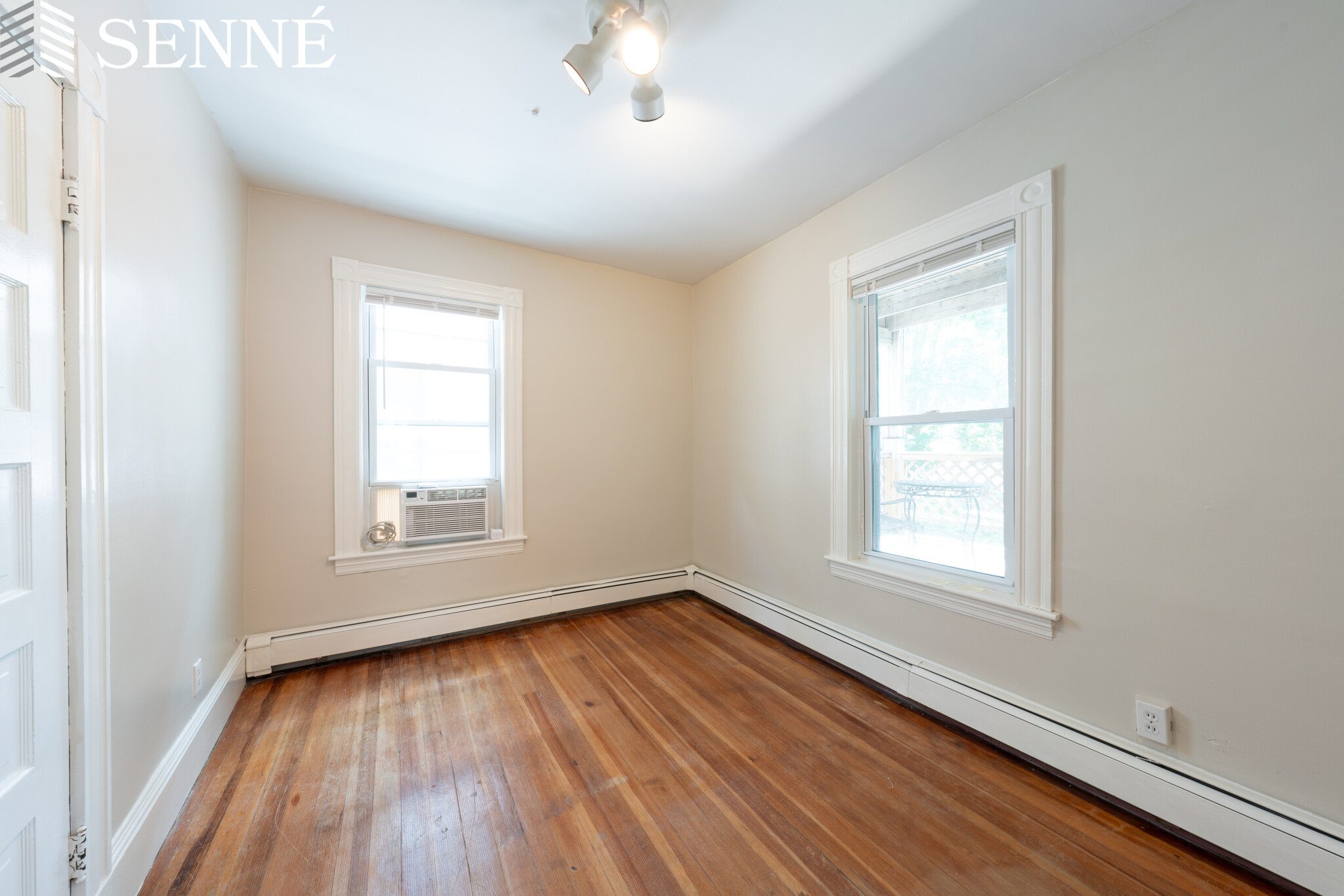 89 Kinnaird St, Cambridgeport