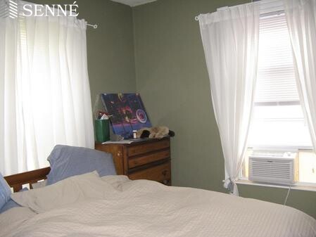 50 Dover St, Davis Square