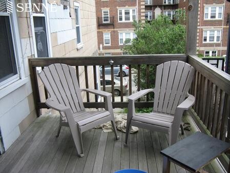 50 Dover St, Davis Square