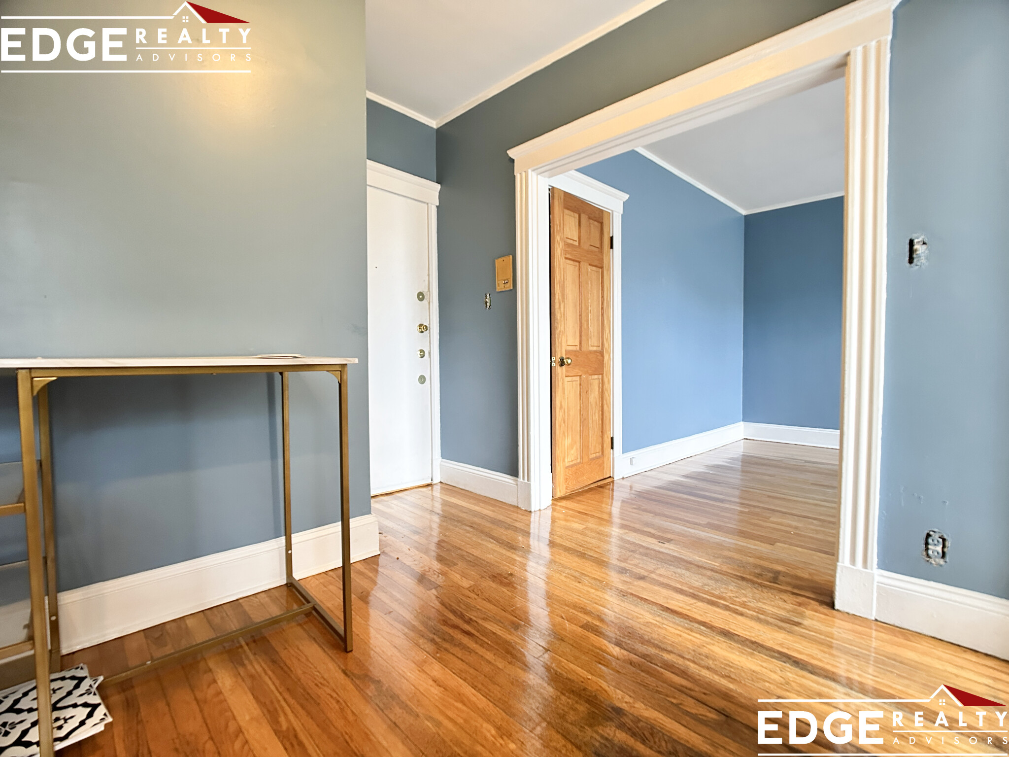 30 Jamaizaway, Jamaica Plain