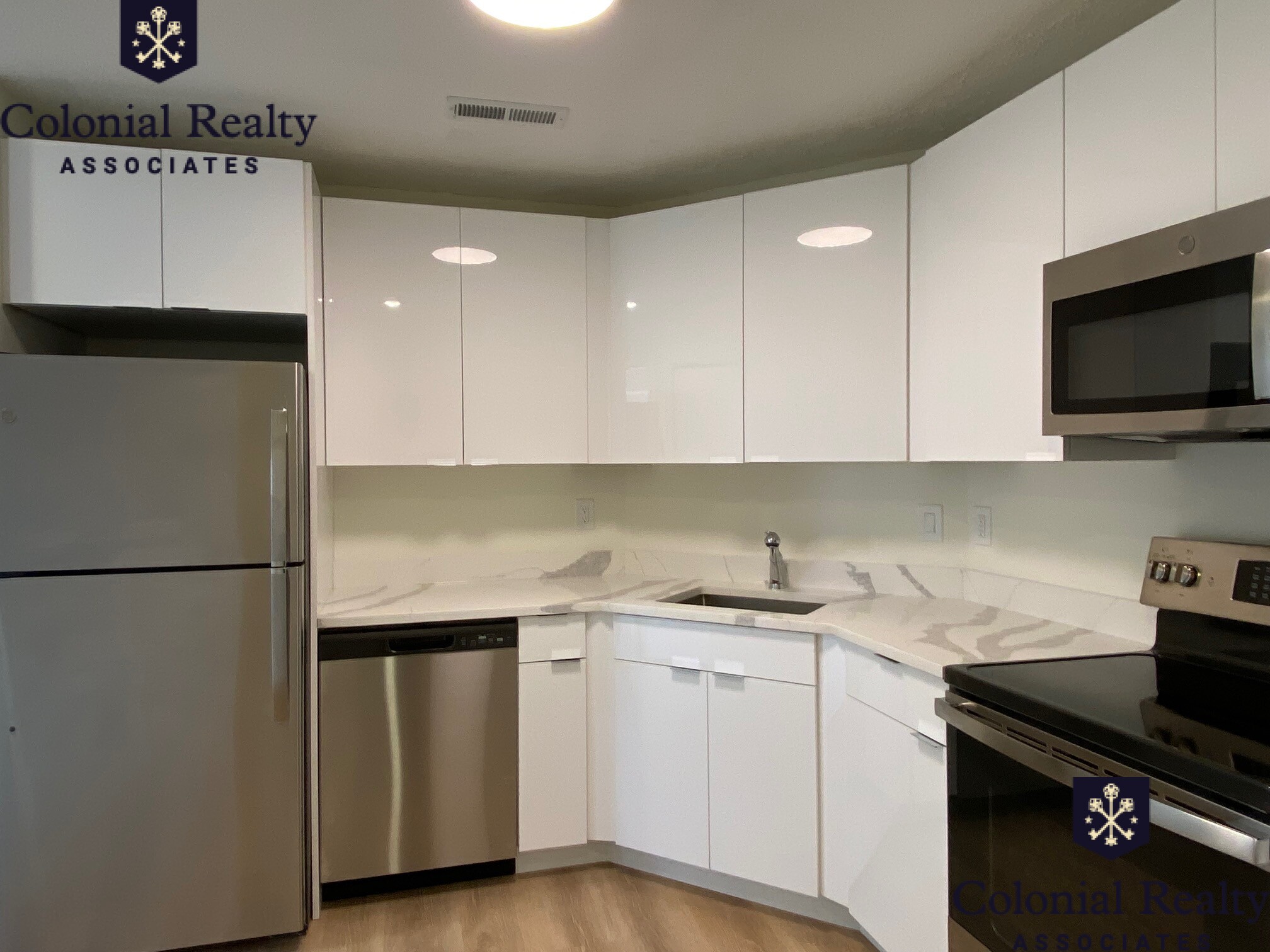 25 Webster Ave, Union Square