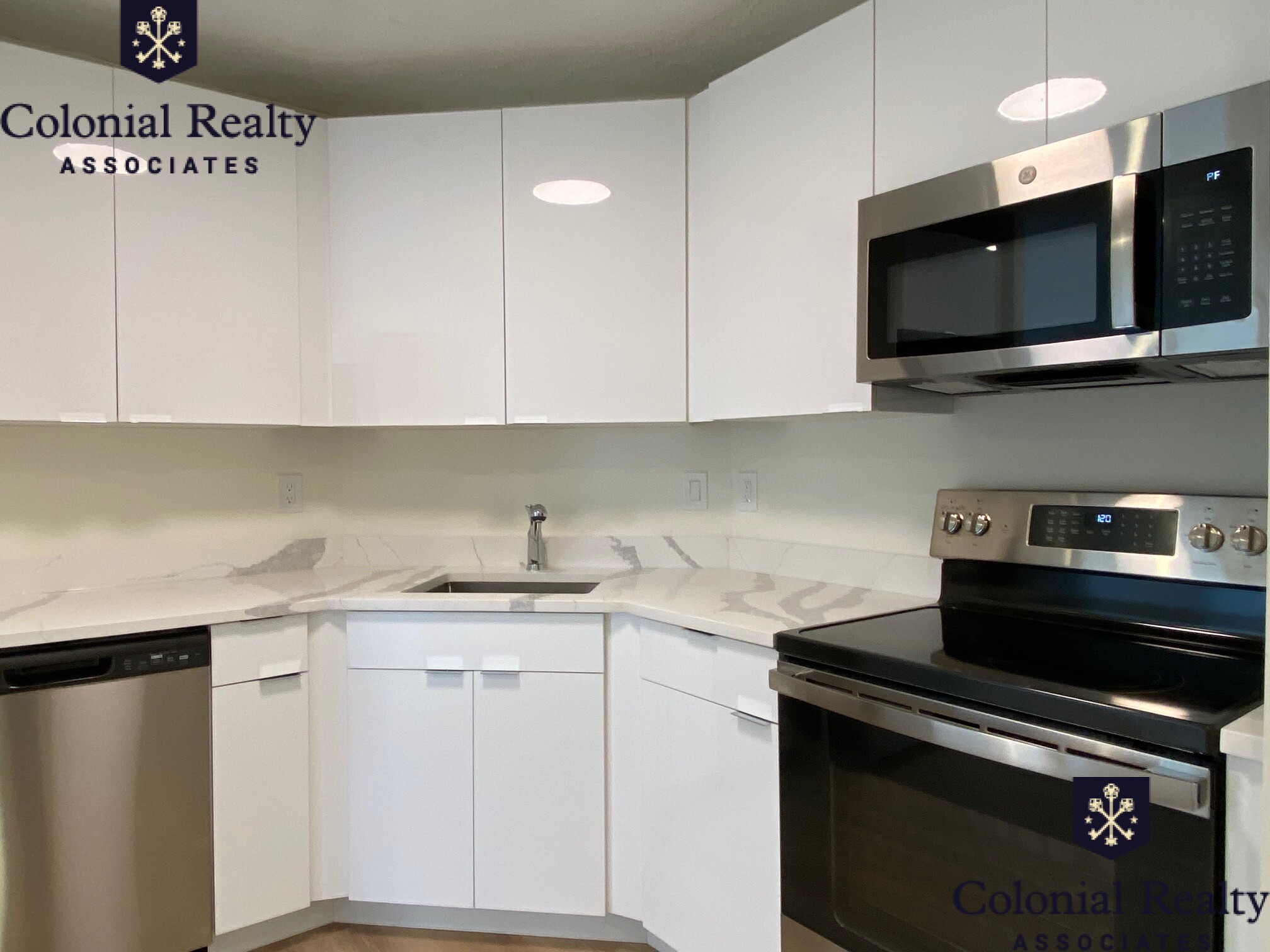 25 Webster Ave, Union Square