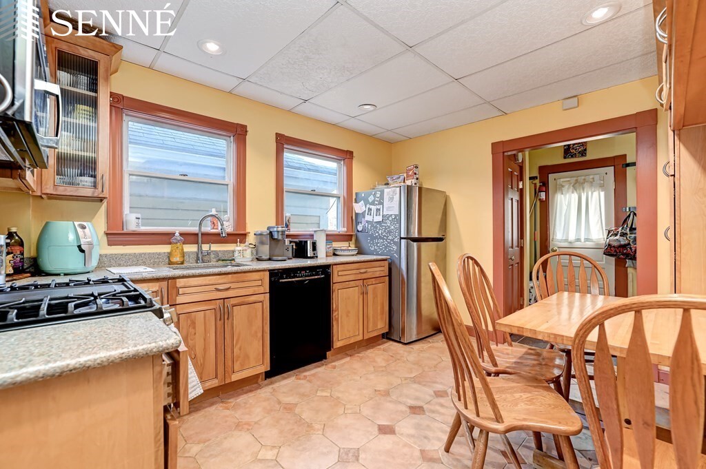 26 Crescent St, Harvard Square