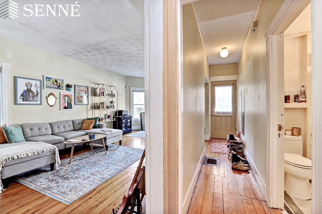 26 Crescent St, Harvard Square