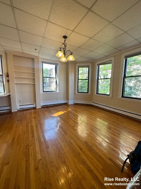 37 Joy St, Beacon Hill