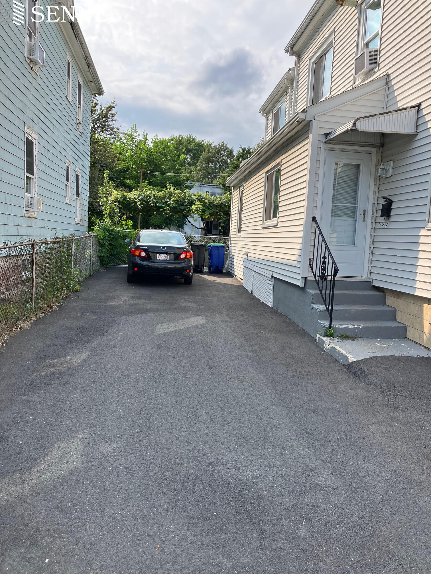 322 Lowell St, Davis Square