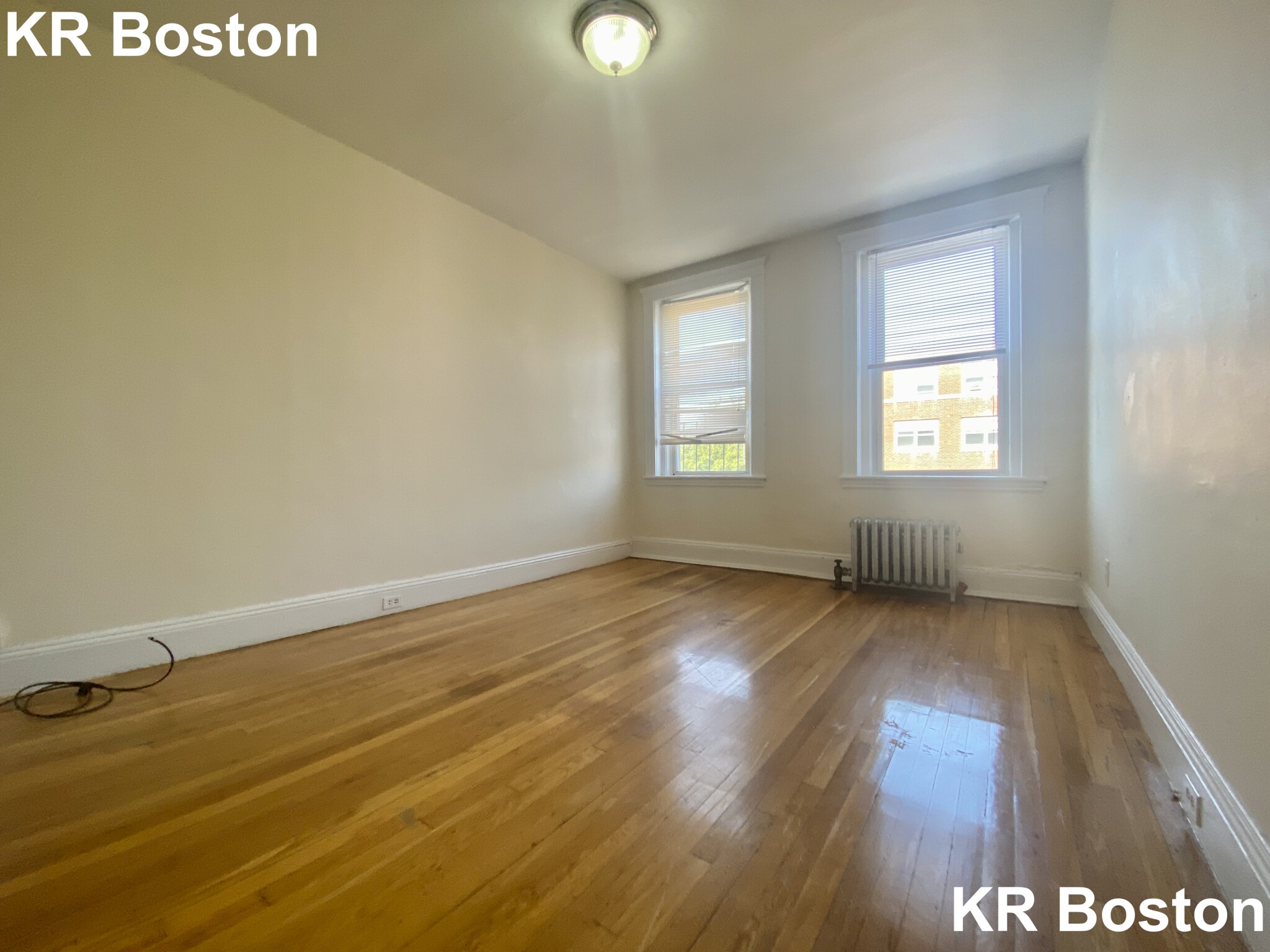 135 Washington St, Brighton