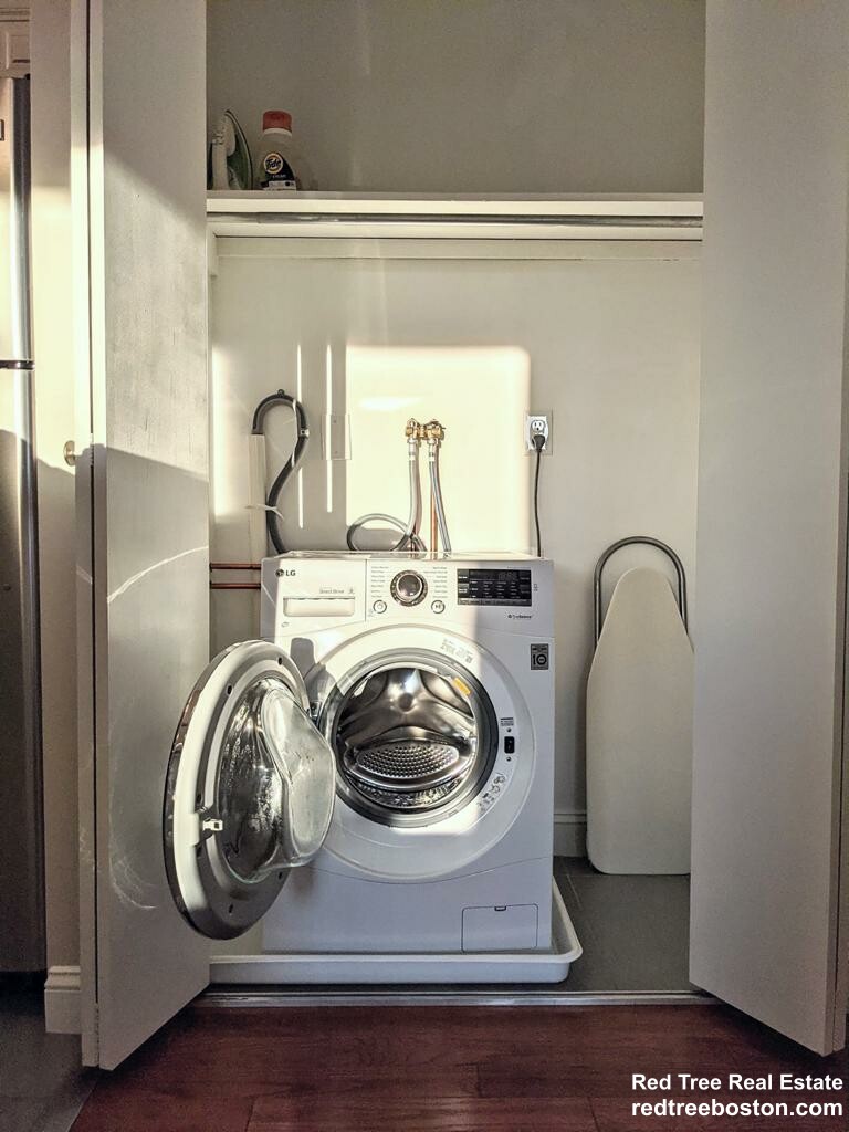 27 Bowdoin, Beacon Hill