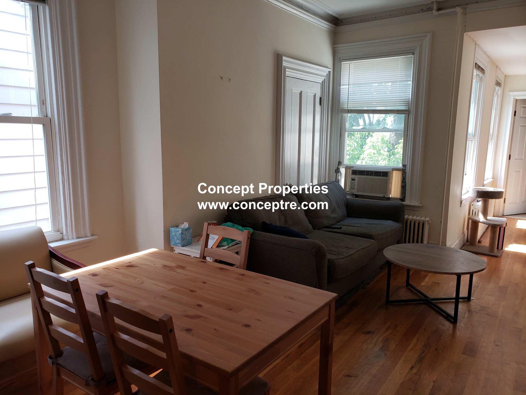 126 Saratoga St, East Boston