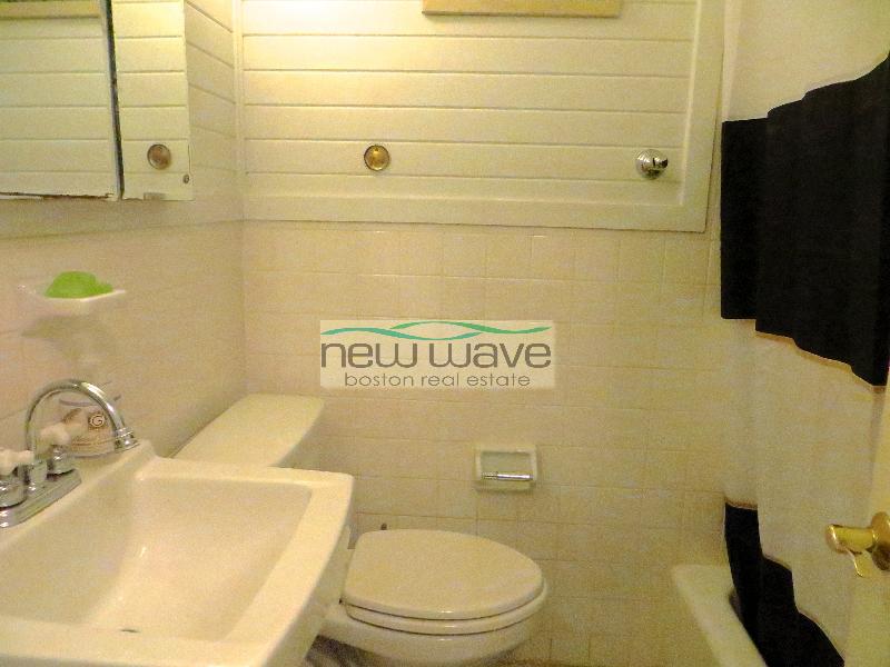 49 Symphony Rd, Fenway