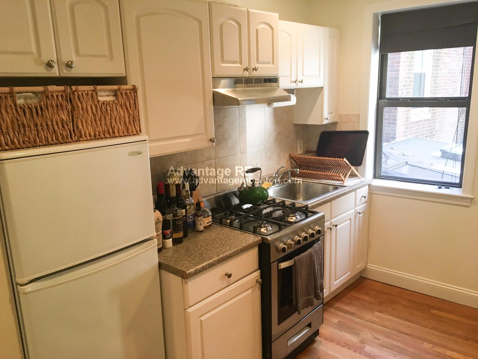 10 Wiget St, North End