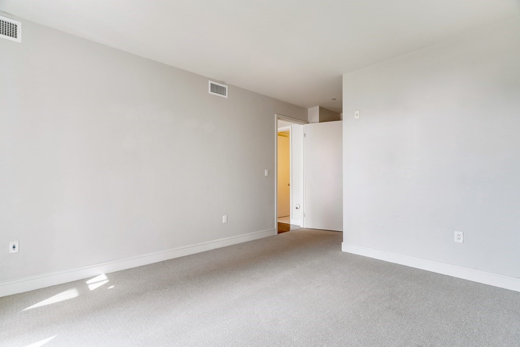 700 Harrison Ave, South End