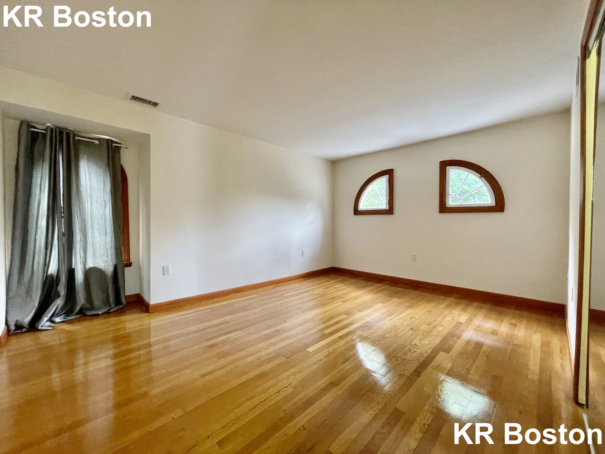 51 Rawson Rd, Brookline Hills